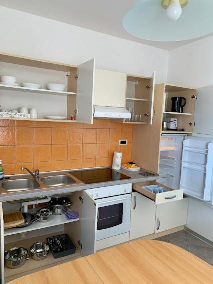 Apartments Zakinja ปอร์โตรอซ ภายนอก รูปภาพ